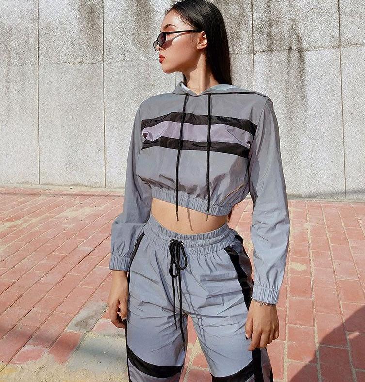 Drune | Reflektierender Crop Kapuzenpulli Jumpsuit