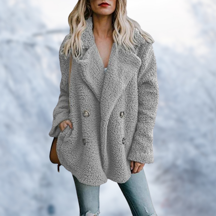 Drune | Winter Teddy Mantel