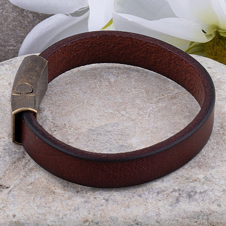 Drune | Robuste Lederarmband mit Messingschließe