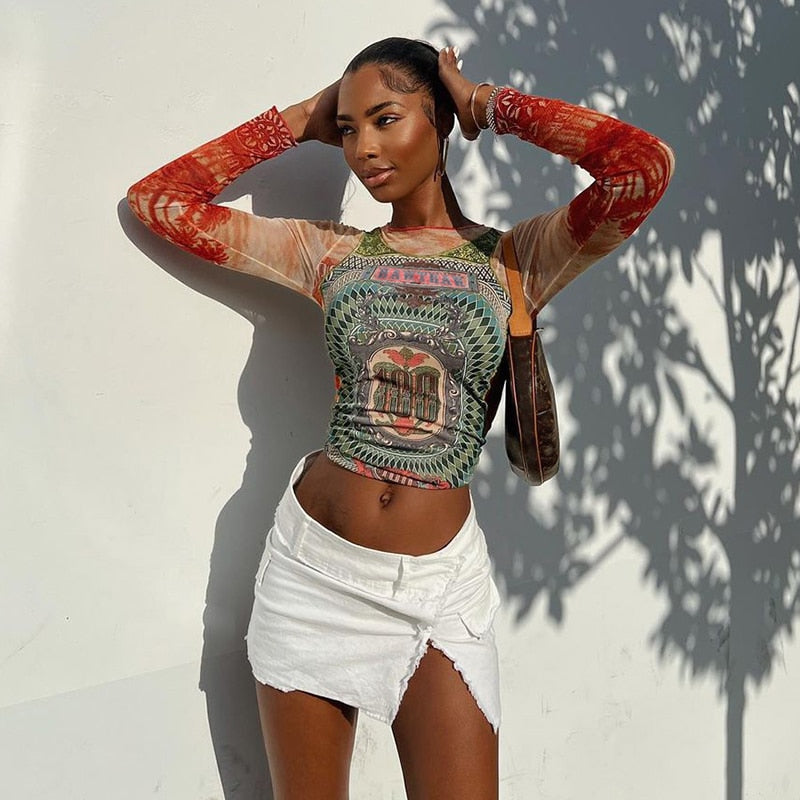 Drune | Langärmliges Mesh-Top mit Tattoo-Print