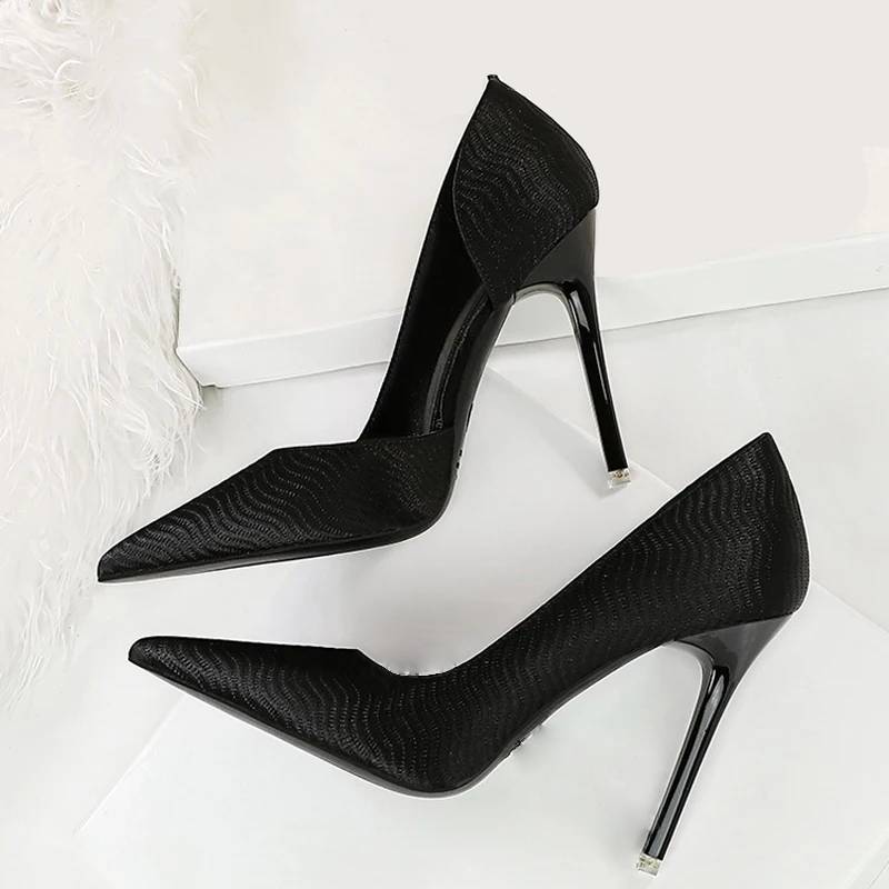 Drune | Looking At The Moon Stiletto