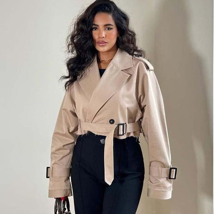 Drune | Kurzer trendiger Trenchcoat beige