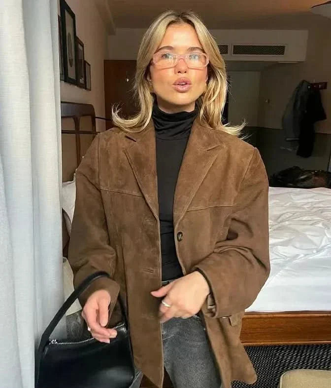 Drune | croppende Wildlederjacke für Damen