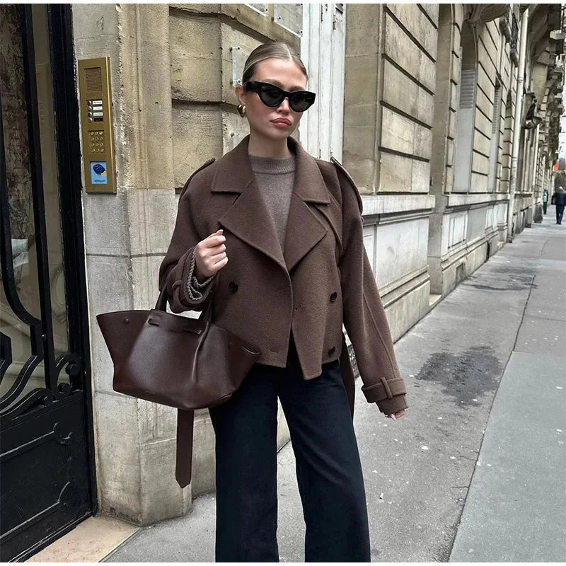 Drune | Wolliger Mid-Length/Kurzer Trenchcoat