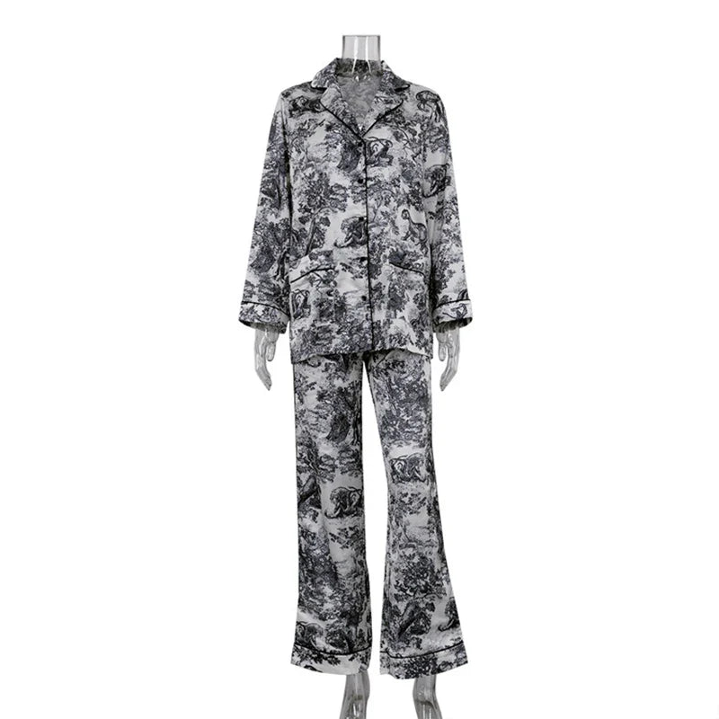 Drune | Bedrucktes Satin-Pyjama-Set