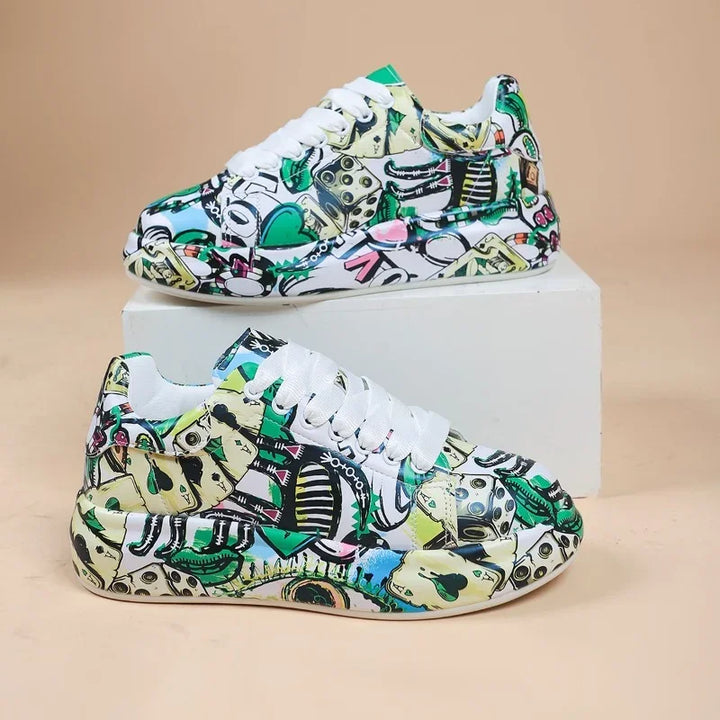 Drune | Lebendige Sportschuhe Im Graffiti-Stil