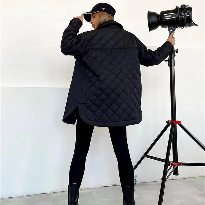 Drune | Klassische gesteppte Jacke mit Druckknöpfen