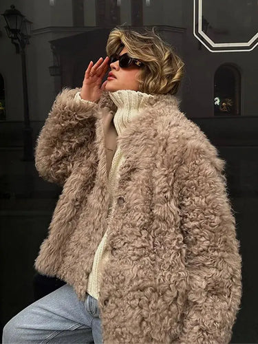 Drune | Vintage-Wintermantel Aus Lockigem Kunstfell