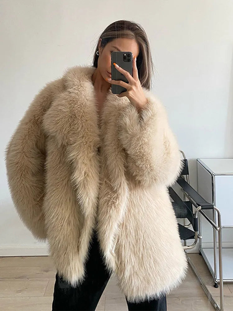 Drune - Schlanker Faux Fur Mantel