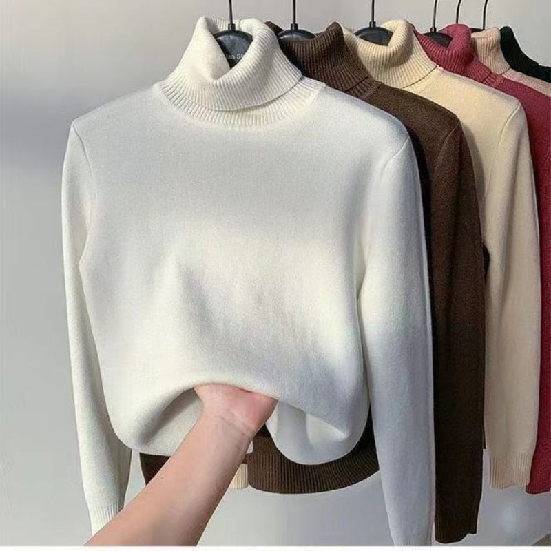 Drune | Eleganter langer schwarzer Feder-Mantel für Damen im Winter