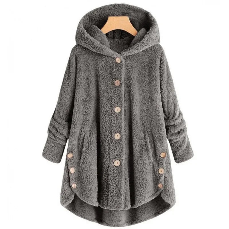 Drune | Fleecejacke Relaxed Fit mit Kapuze Knopfverschluss Extralang Hinten