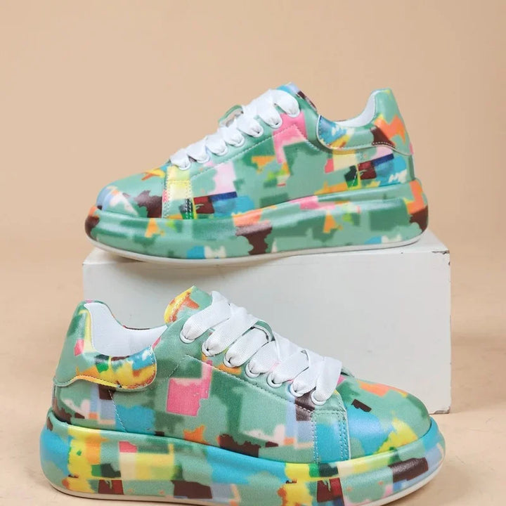 Drune | Lebendige Sportschuhe Im Graffiti-Stil