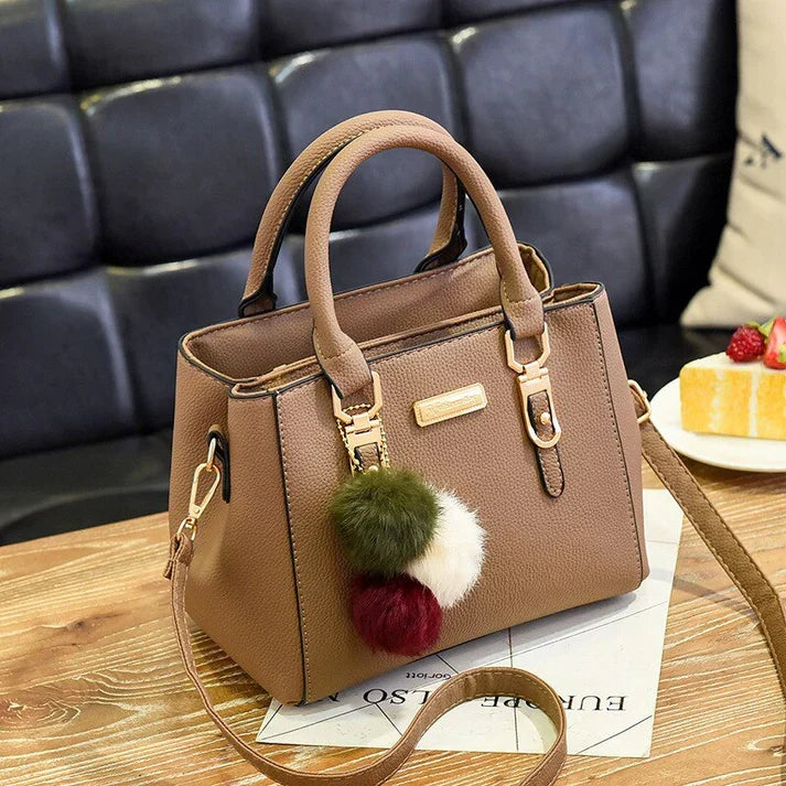 Drune | Handtasche mit Anhänger