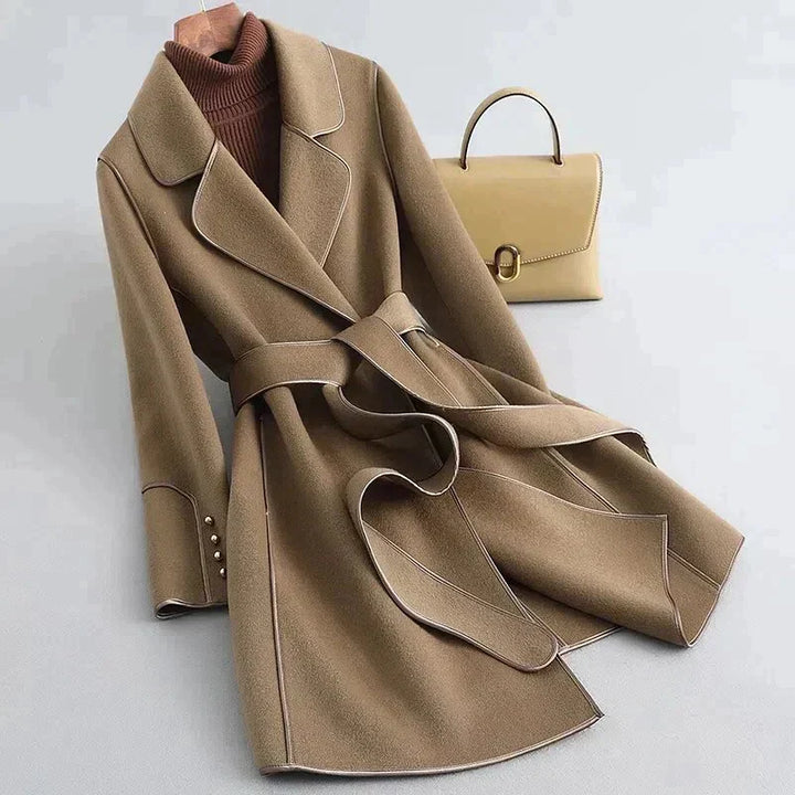 Drune | Trenchcoat Taillierte Passform Gürtelte Taille Luxusstoff Mittellang