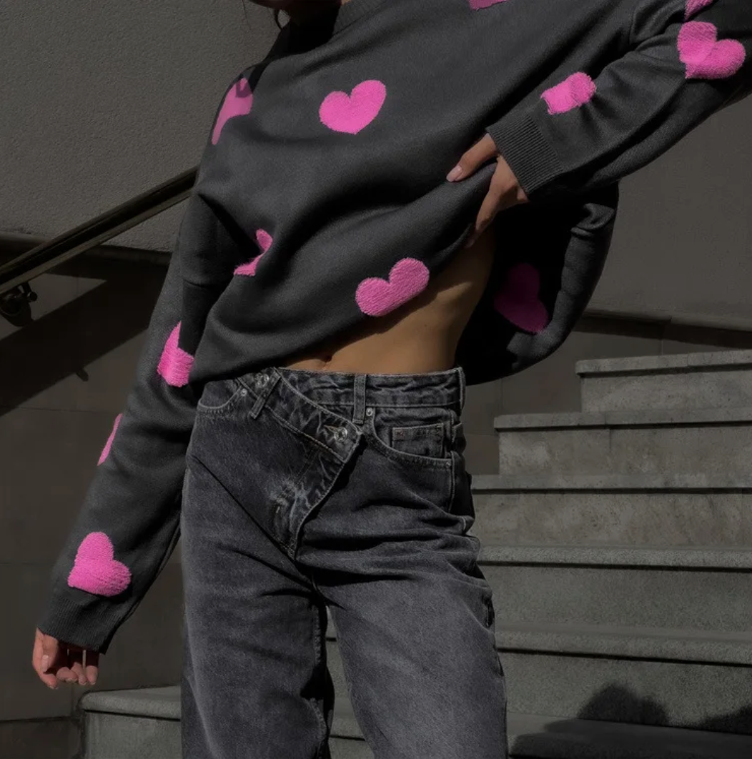 Drune | Lässiger Pullover für Frauen mit Liebe Stickerei