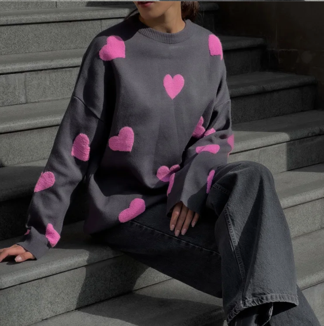 Drune | Lässiger Pullover für Frauen mit Liebe Stickerei