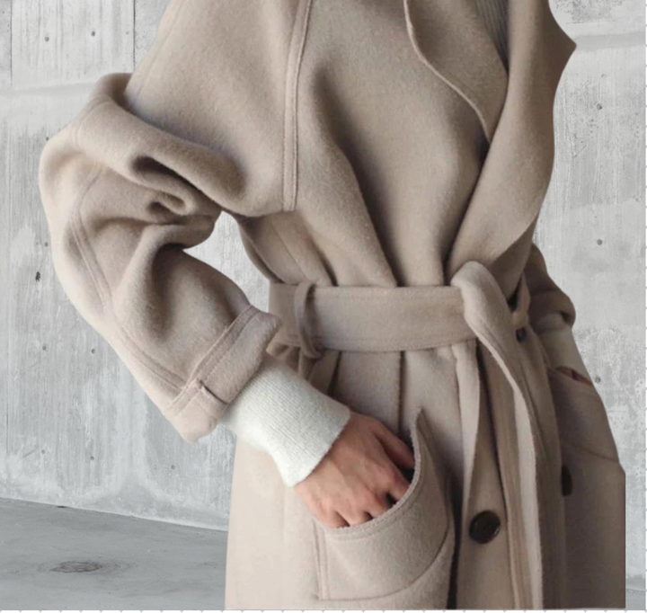 Drune | oversized Drune | Mantel mit Gürtel und schmalem Kragen