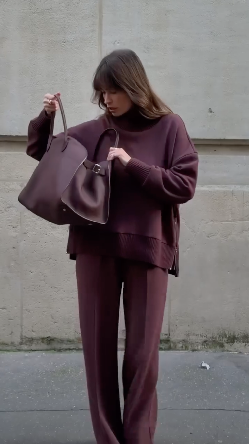 Drune | Bequemes Damen Satz mit Strukturiertem Sweatshirt und Hose