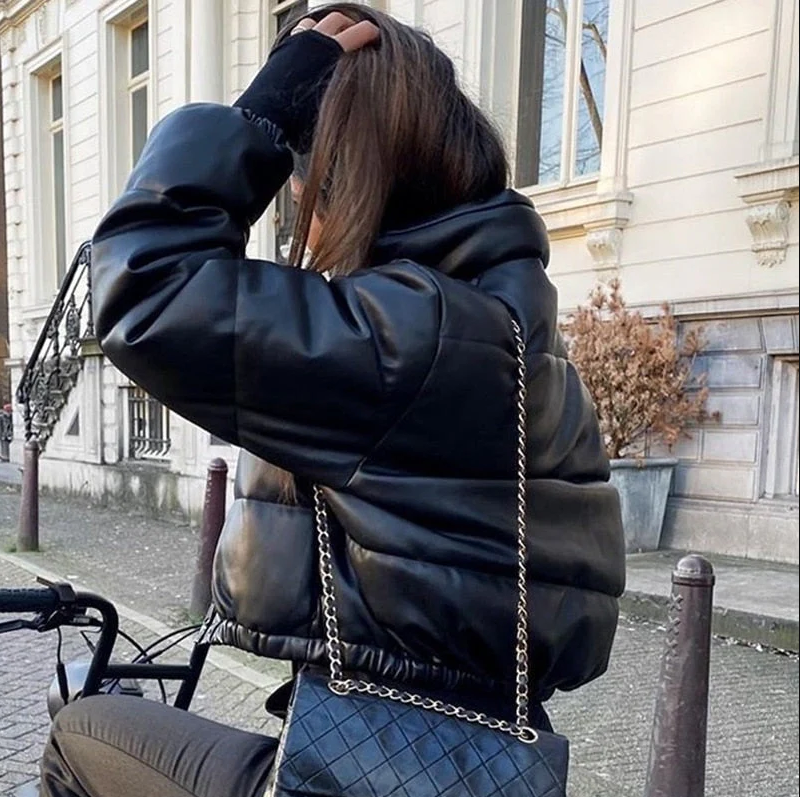 Drune | Kurze Bomberjacke mit Reißverschluss und Gerippten Bündchen