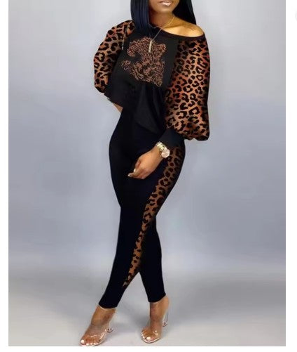 Damen Athleisure Set mit modischen Leopardenärmel und Slim Fit Drune