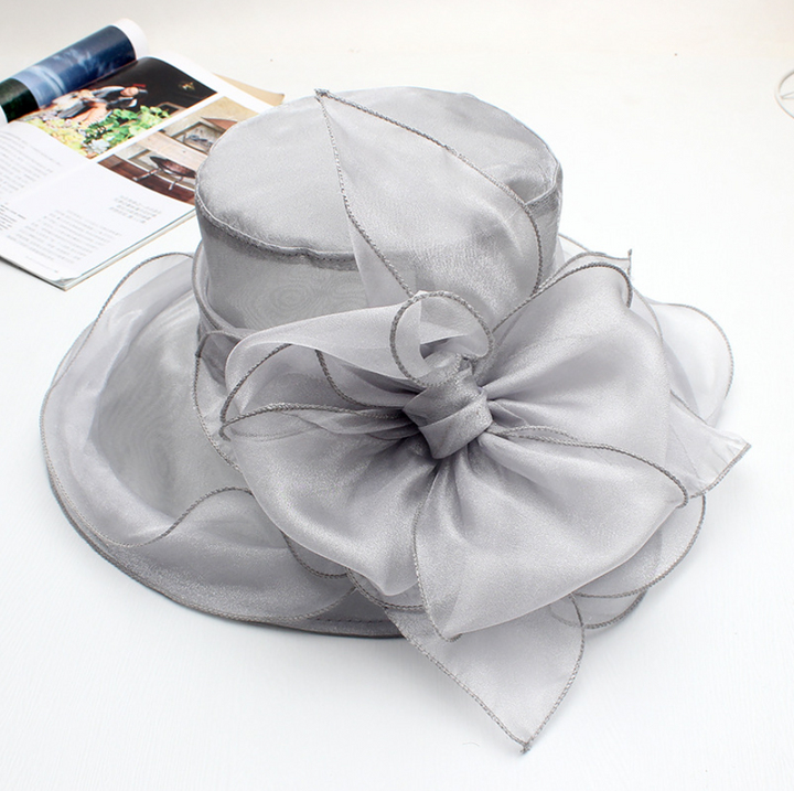 Damen Eleganter Tüllhut mit großem gefaltetem Blumenmotiv Drune