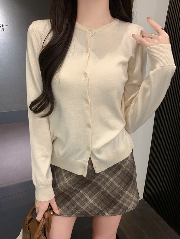 Damen Strickjacke mit knöpfbarem Design und elegantem Rundhalsausschnitt Drune