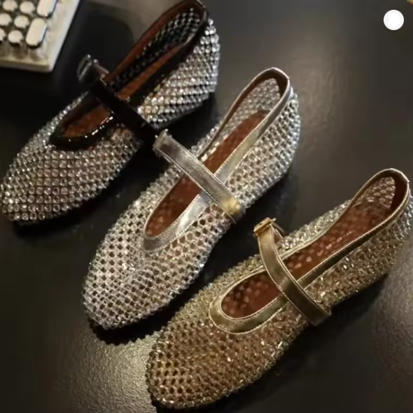 Damen Strass-beschmückte Mary Jane Flats Drune