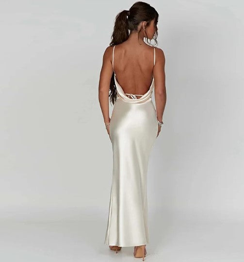 Drune | Weißes Satin-Maxikleid mit Spaghettiträgern