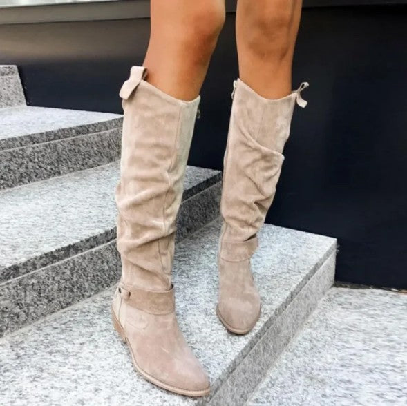 Drune | kniehohe stiefel im modernen stil