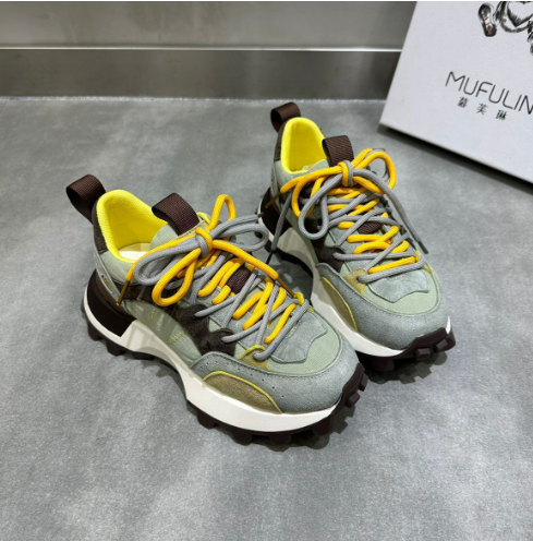 Drune | Legere Sportschuhe für Frauen