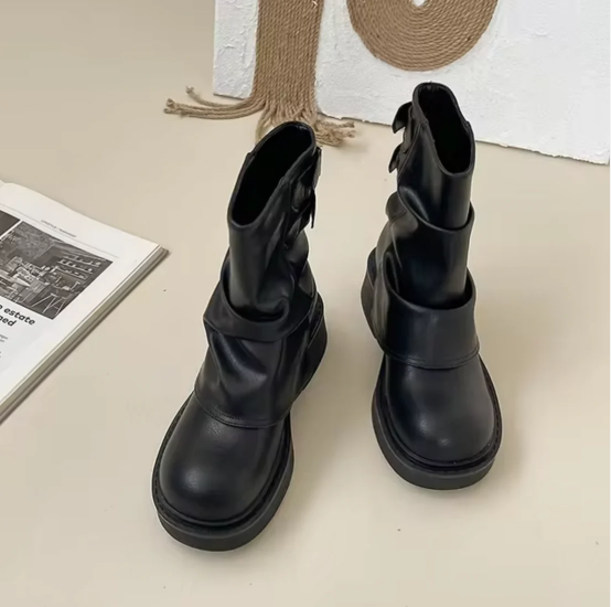 Drune | slip-on-stiefel aus vintage-leder