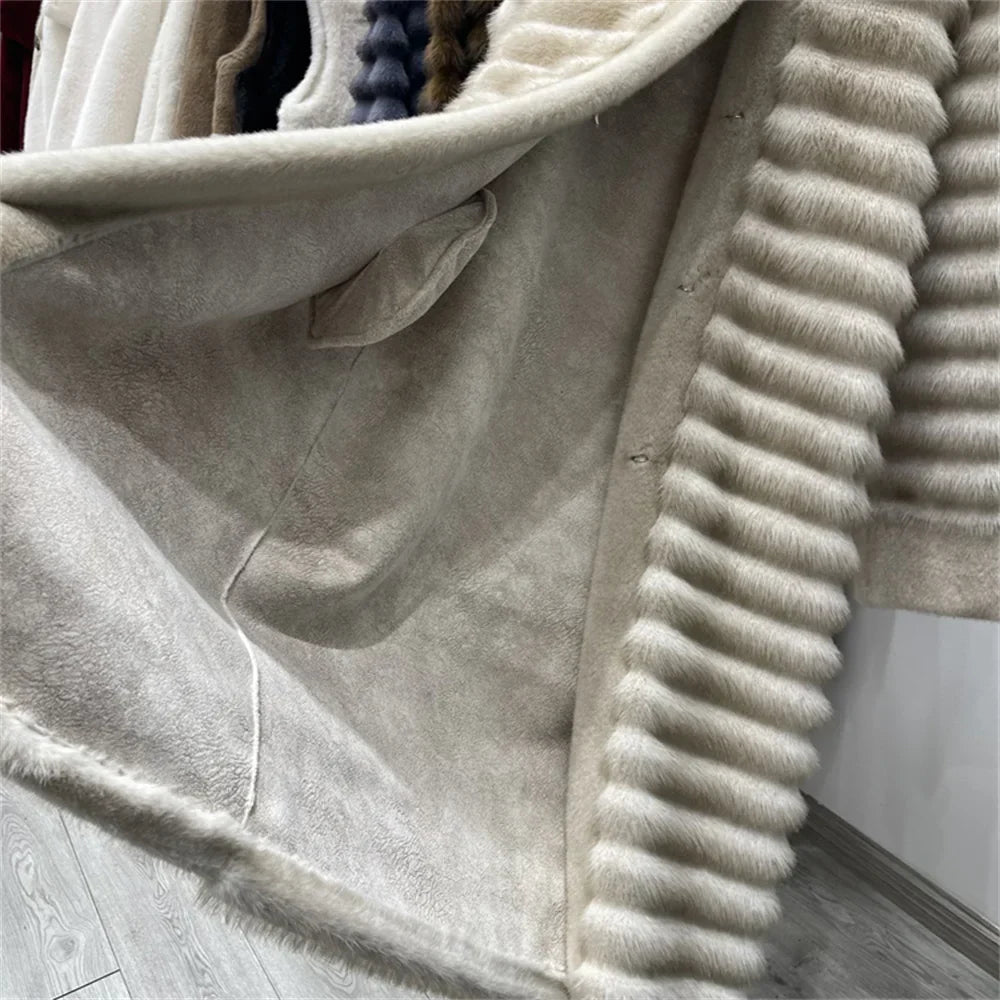 Drune | Relaxed Fit Mantel - Stehkragen Mantel mit gebändertem Fellbesatz