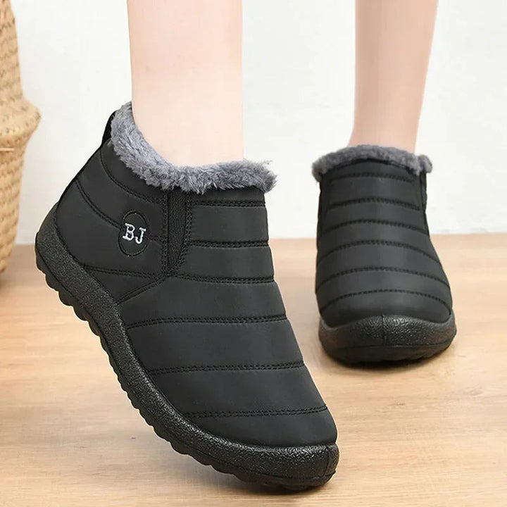 Drune | Stiefeletten Gequiltet Slip on Wasserabweisend Plüsch Futter Langlebiger Sitz