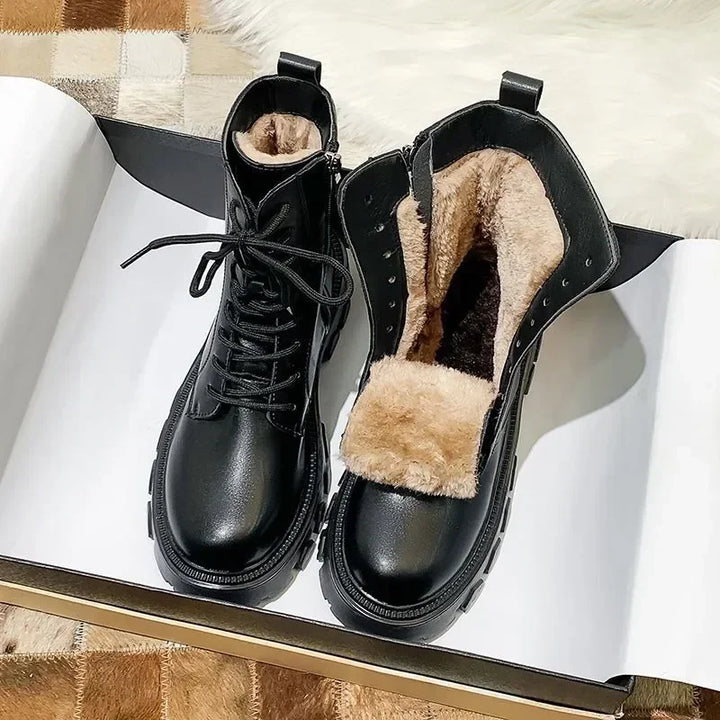 Drune | Wasserdichte Schnürstiefel mit Fellfutter