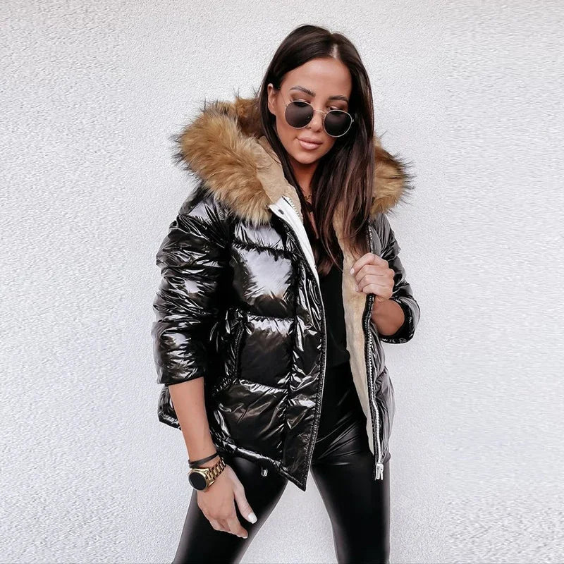 Drune | Pufferjacke mit Pelzhut und metallischem Reißverschluss für Frauen