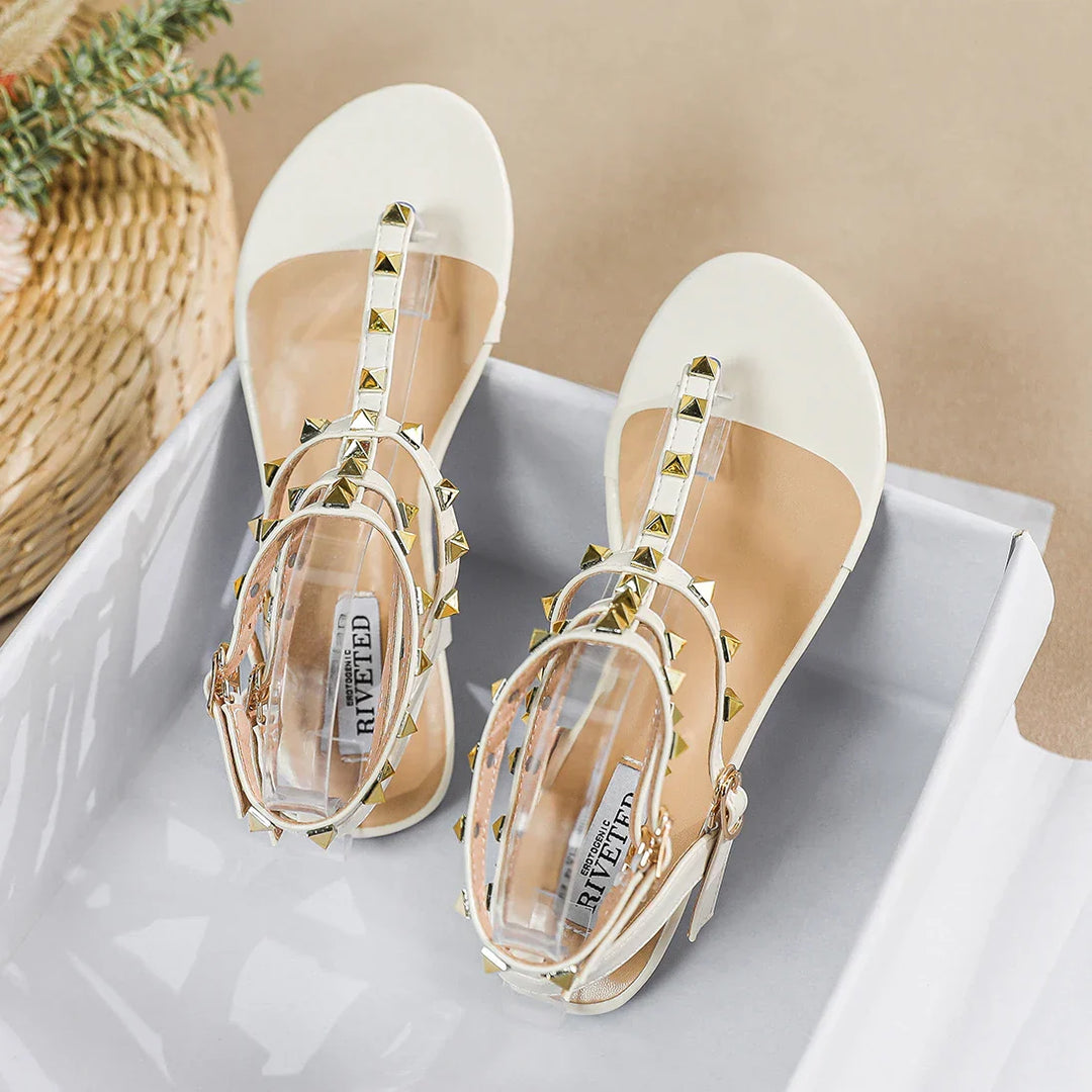 Drune | Neue Sommer Outdoor Damen Flache Sandalen Britischer Stil Damen Lässig Römische Flache Stilvolle Niet Design Arbeit und Fest