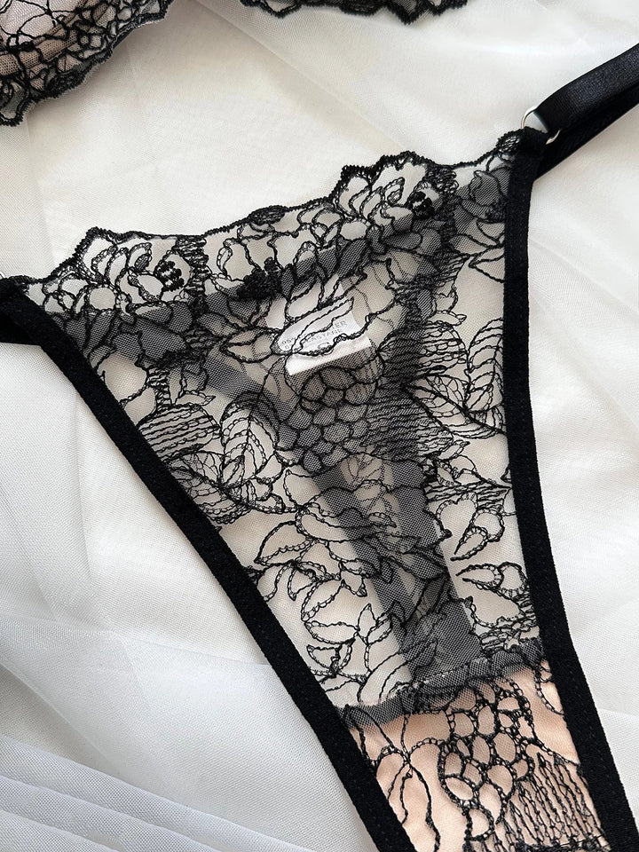 Drune | Verlasse Nie Dein Zuhause Lingerie