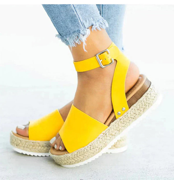 Drune | Trendige Sandalen Für Damenfüße