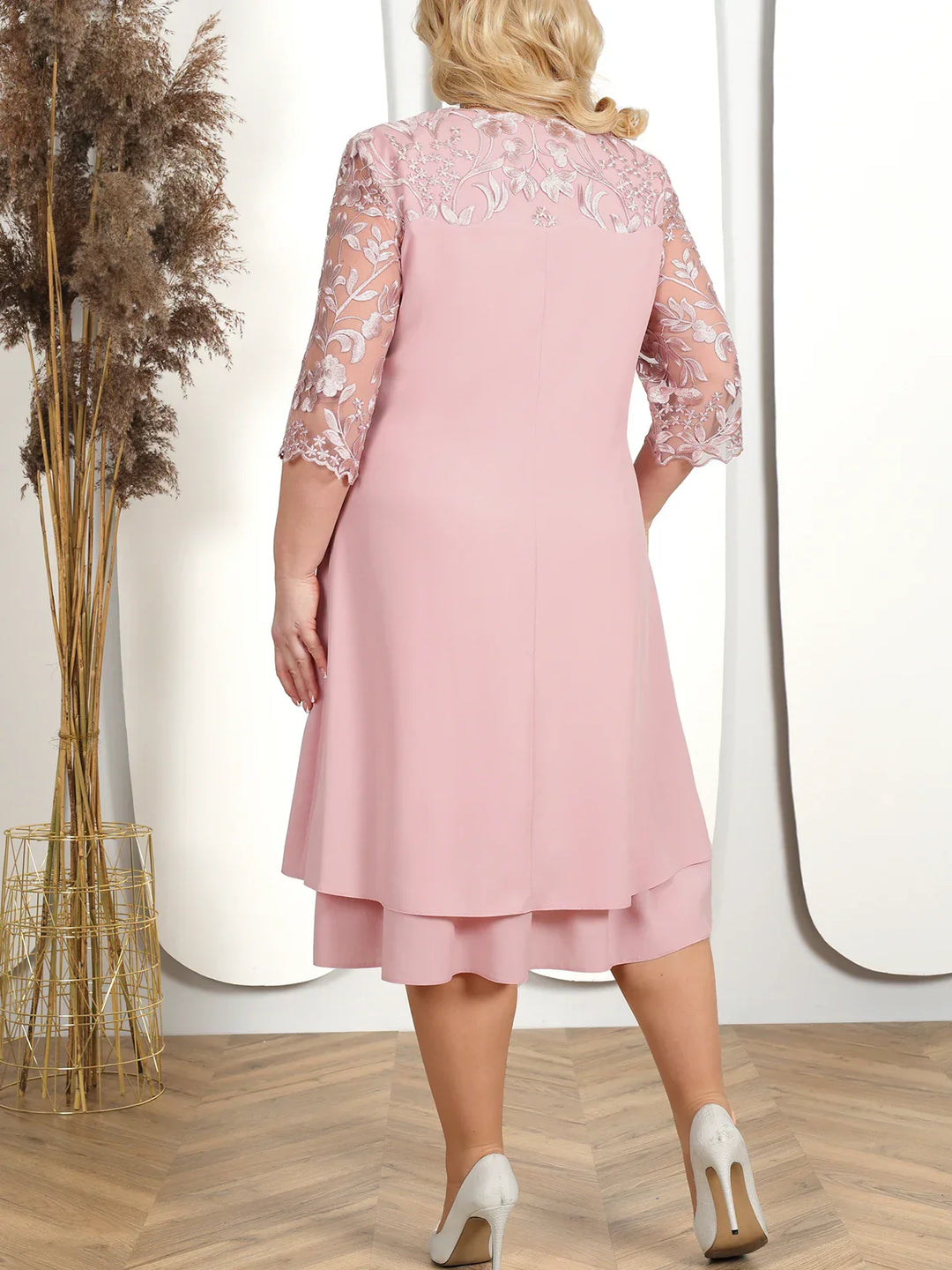 Drune | Bankettkleid in Übergröße Mit Bestickten Ärmeln