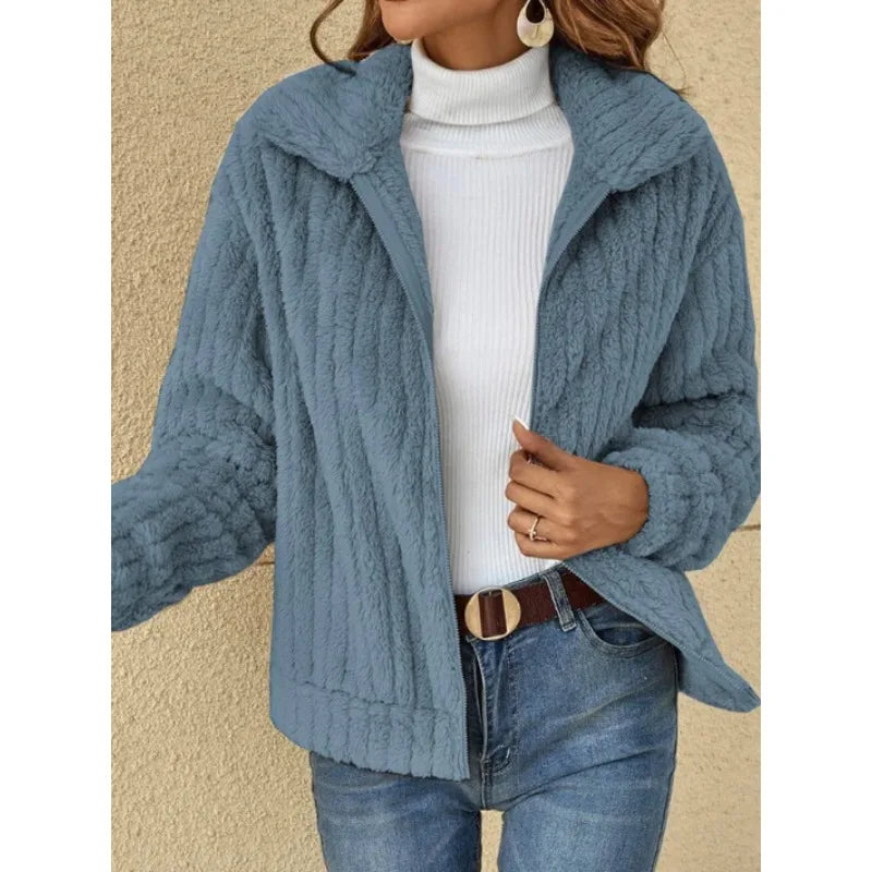 Drune | Kurzjacke Plüsch Blau