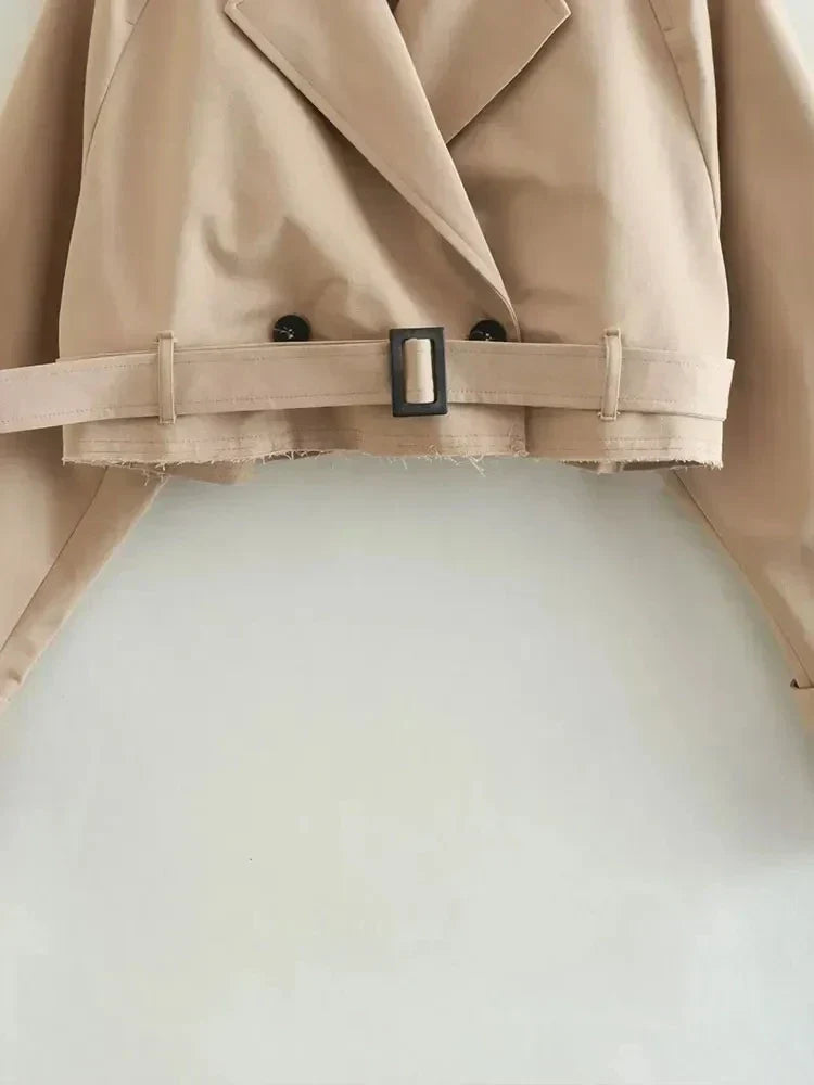 Drune | Kürzerer Trenchcoat