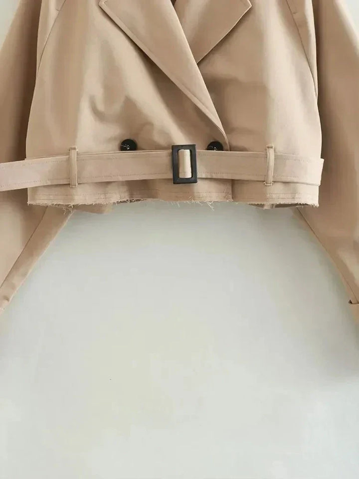 Drune | Kürzerer Trenchcoat