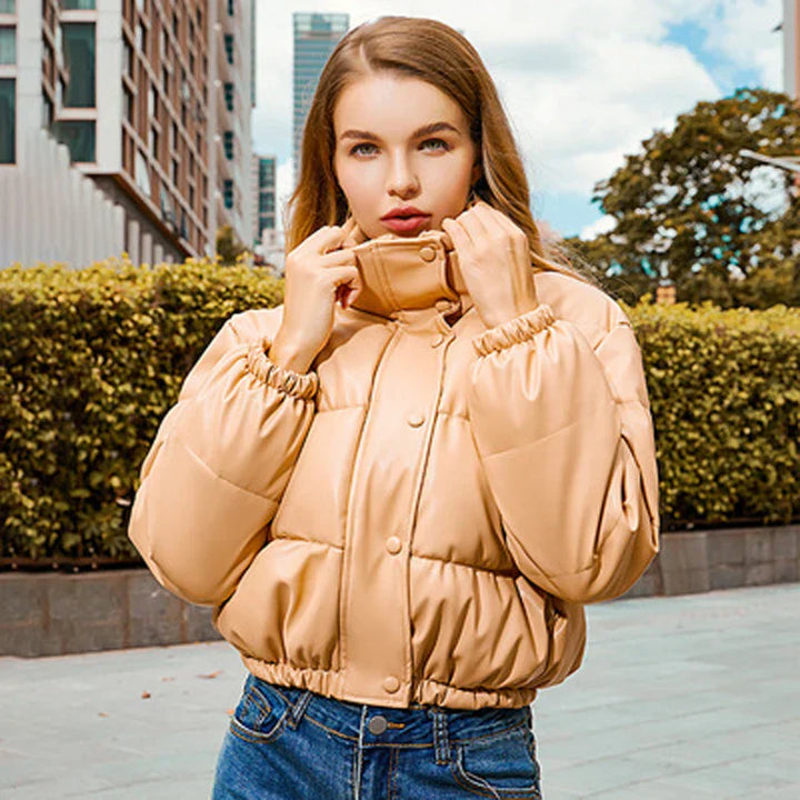 Drune | Kurze, dicke Winterjacke mit hohem Kragen