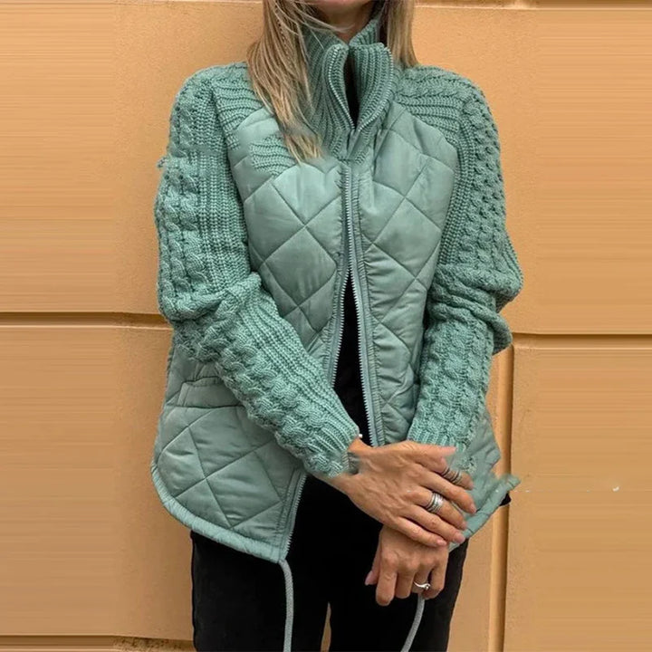 Drune | Modische Steppjacke Mit Strickärmeln Für Frauen