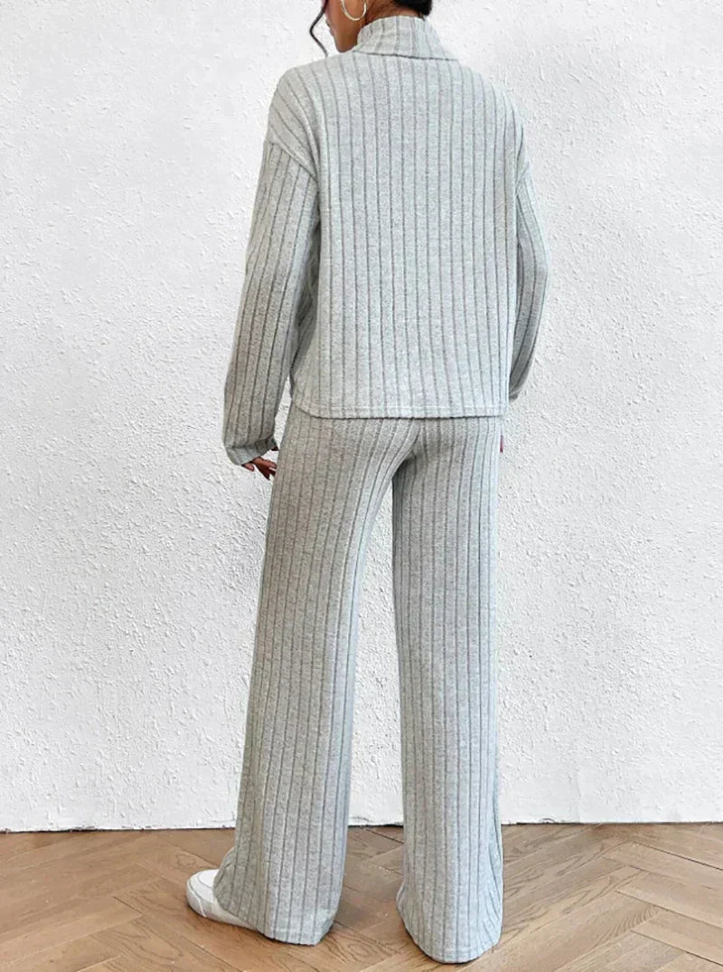 Drune | Strickhose und Rollkragenpullover für Frauen