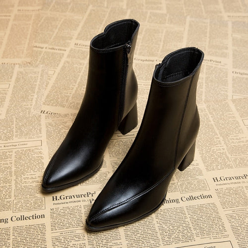 Drune Damen Stiefeletten im Stil - Schlanke Silhouette für zeitlose Eleganz