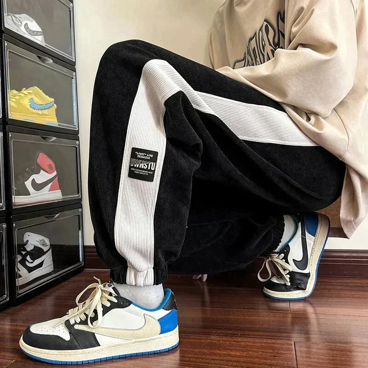 Drune Streetwear-Herren-Jogginghose im Patch-Design