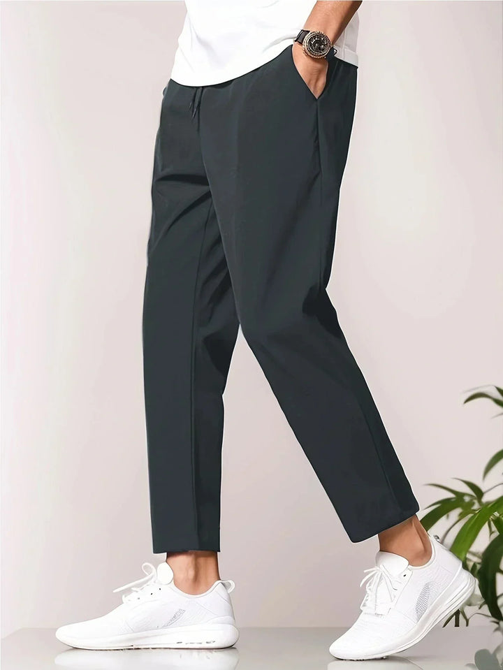 Drune | Verkürzte Freizeit Hose für Herren Eng & Vielseitig