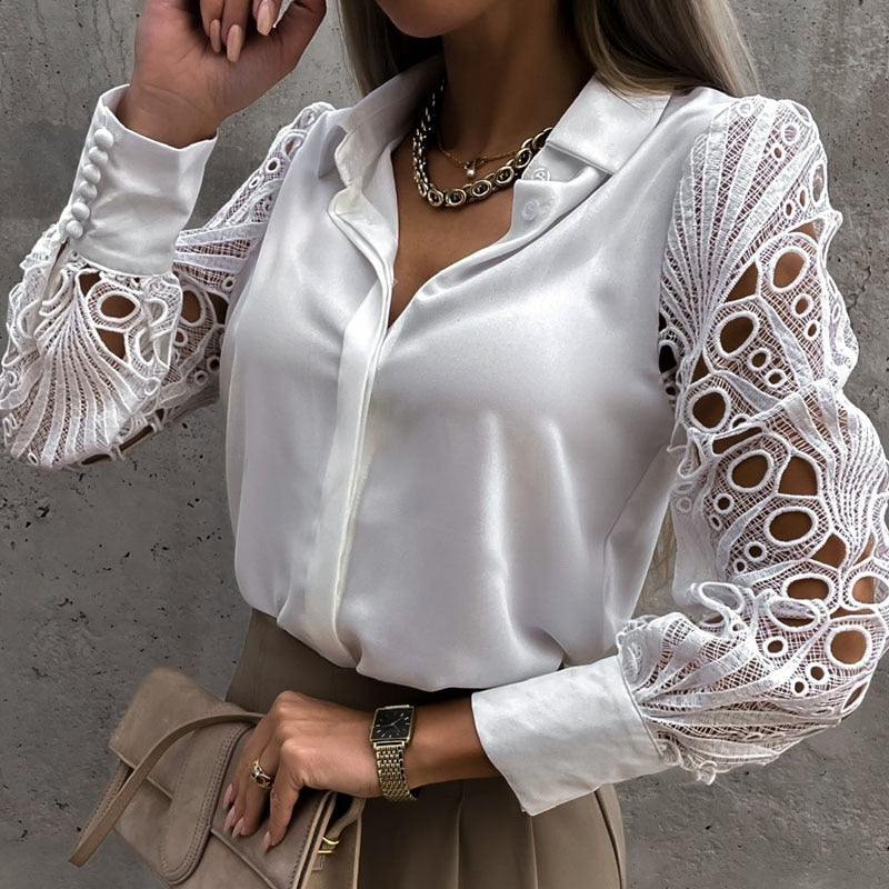 Drune - Lässige Bluse mit Spitzenärmeln