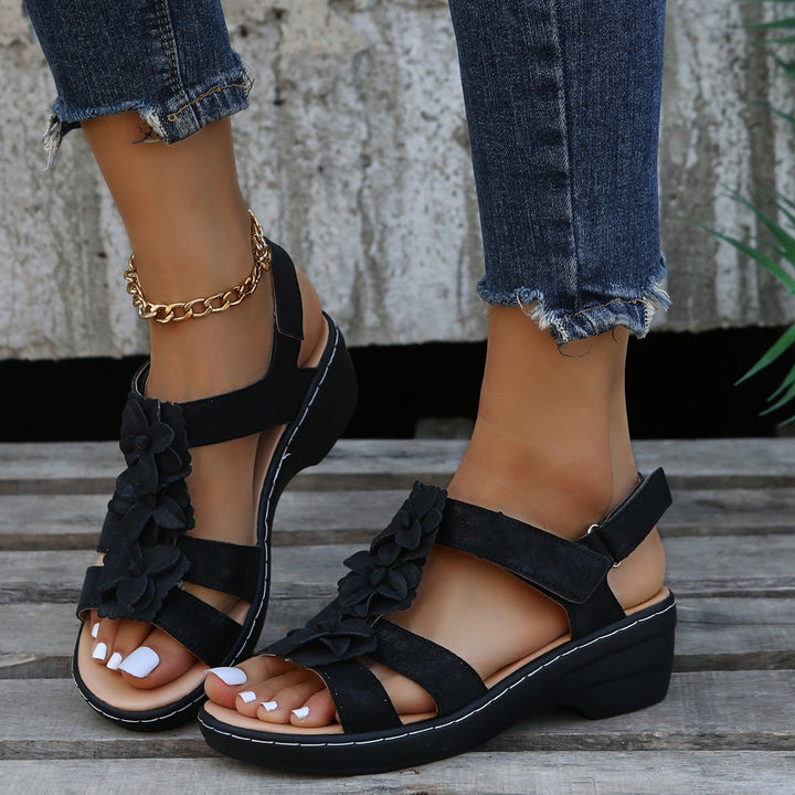 Drune | Orthopädische Sandalen mit Schwarzen Blumen